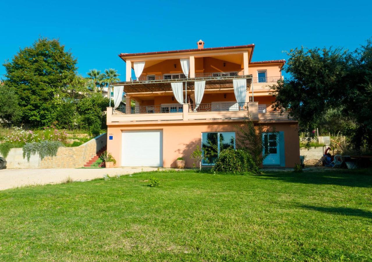 Apartments Villa Kristina Supetarska Draga Buitenkant foto